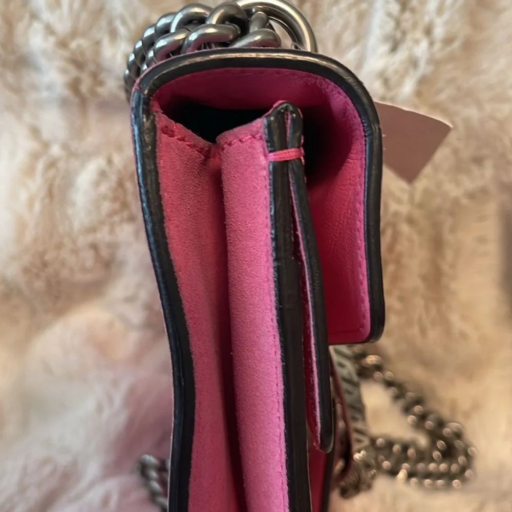LIKE NEW GUCCI DIONYSUS SMALL SUEDE PINK SHOULDER CROSS BODY SNAKE HEAD CLOSURE - Picture 5 of 16